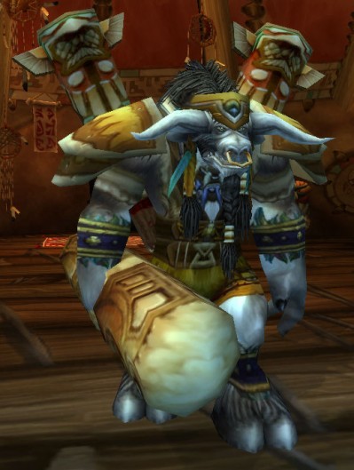 Файл:Cairne with totems.jpg