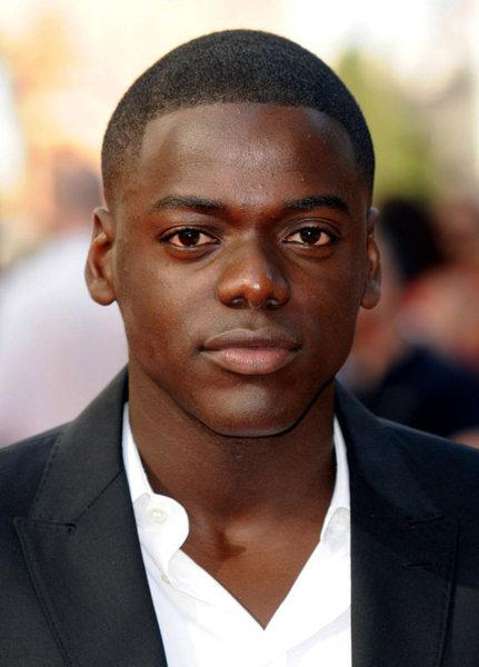 Файл:DanielKaluuya.png