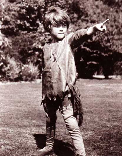Файл:Michael Llewelyn Davies as Peter Pan.jpg