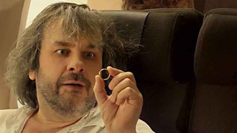 Файл:Peter jackson still from video.jpg