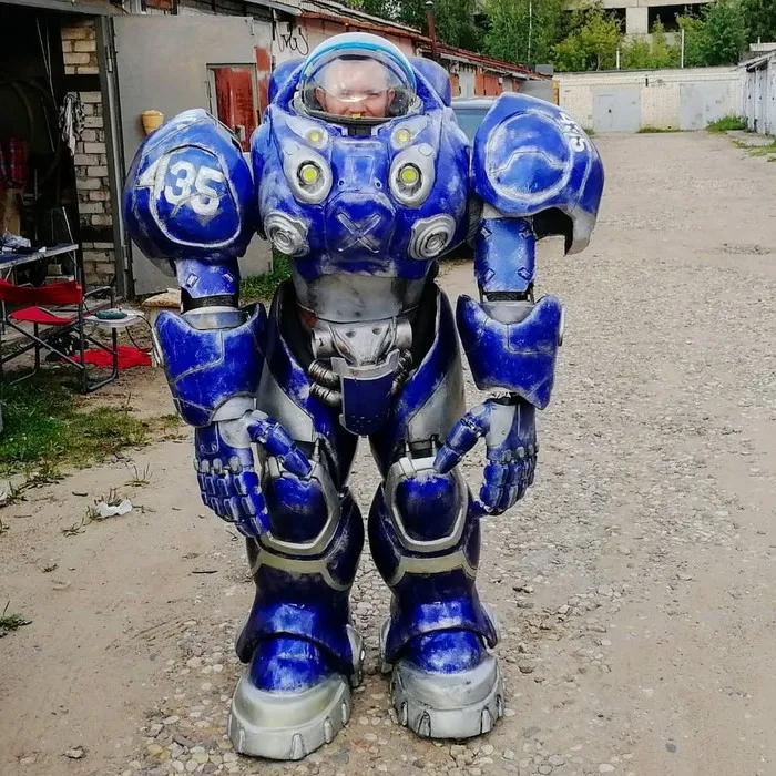Starcraft косплей морпеха от Василия Цветкова.png