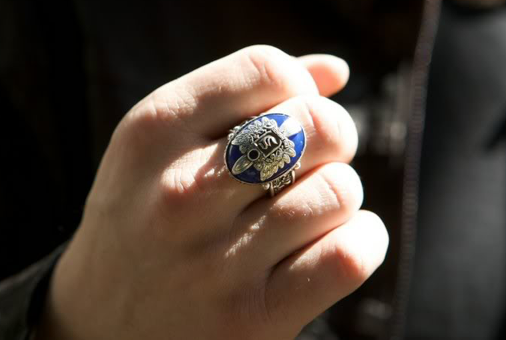 Файл:Vampire-ring.png