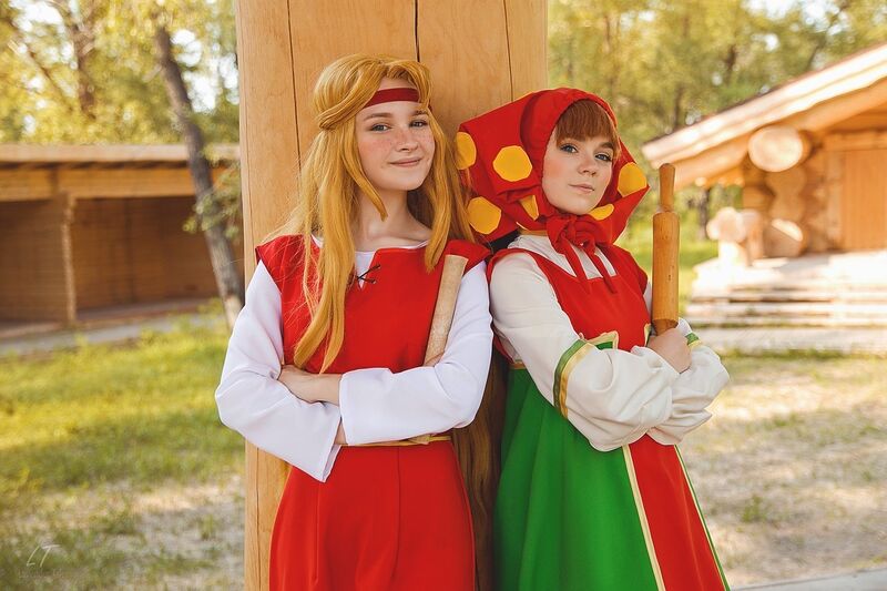 Файл:Любава и Алёнушка косплей.jpg