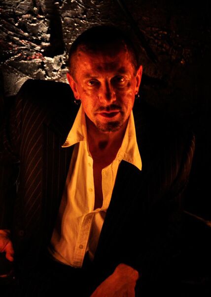 Файл:CliveBarker.jpg