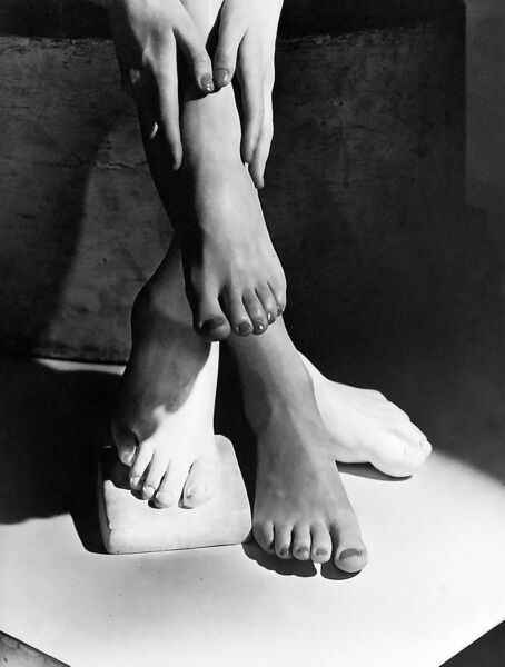 Файл:HorstBarefootBeauty.jpg