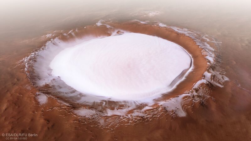 Файл:Ice in Martian Crater.jpg