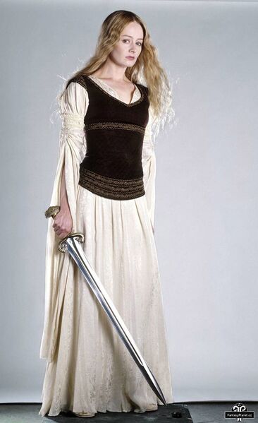 Файл:Lady of war eowyn.jpg