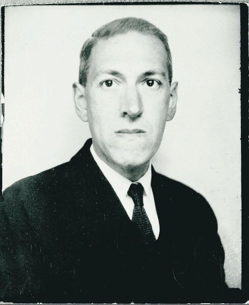 Файл:Lovecraft.jpg