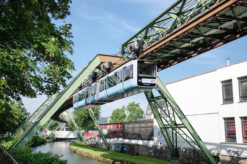 Файл:Schwebebahn G15.jpg