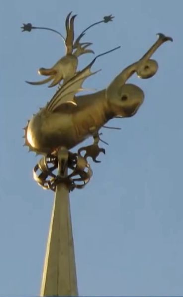 Файл:Shpil Kazanskogo vokzala.jpg