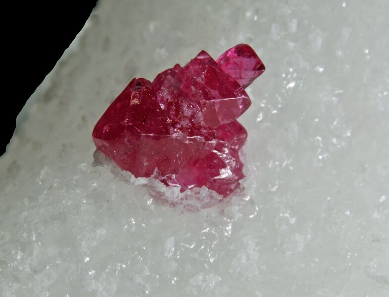 Файл:Spinel.jpg