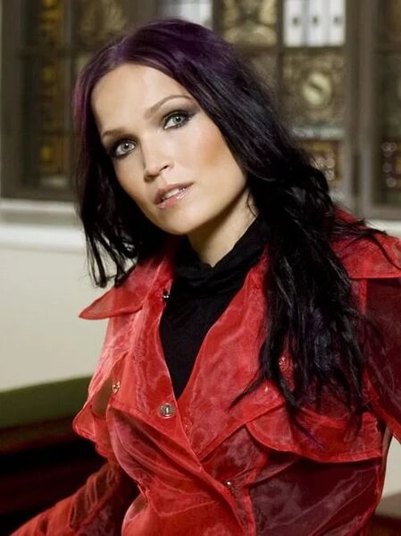 Файл:Tarja Turunen.jpg