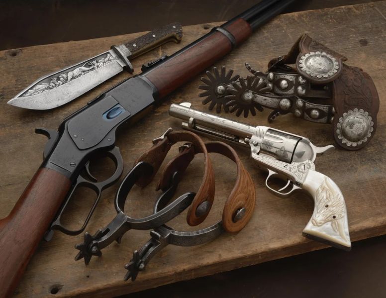 Файл:Winchester and Colt SAA.jpg
