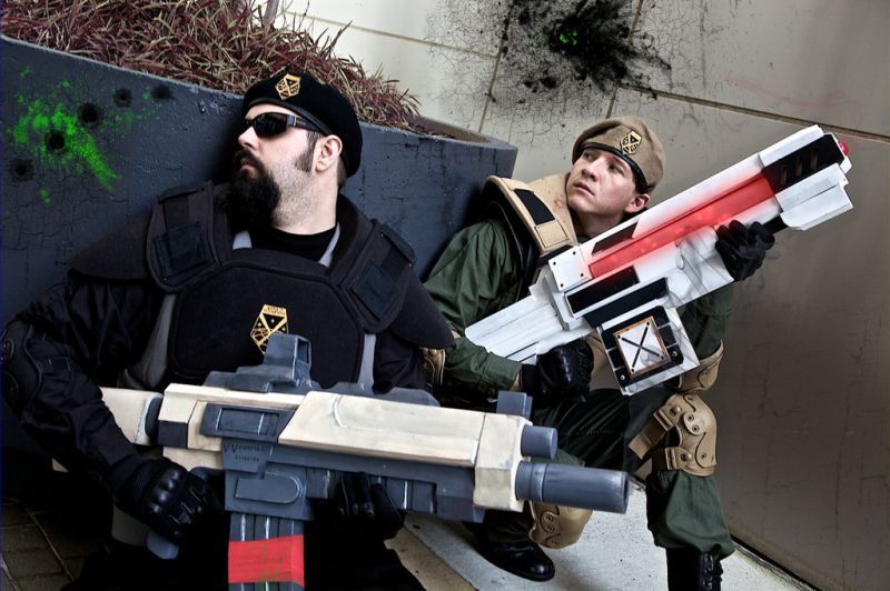Файл:XCOM косплей бойцов поддержки.jpg
