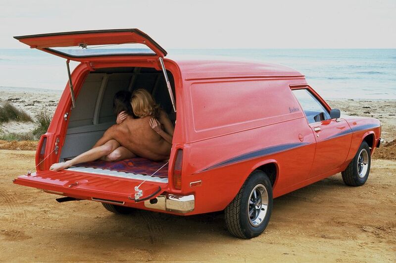 Файл:Z17670064V,Holden-Sandman.jpg